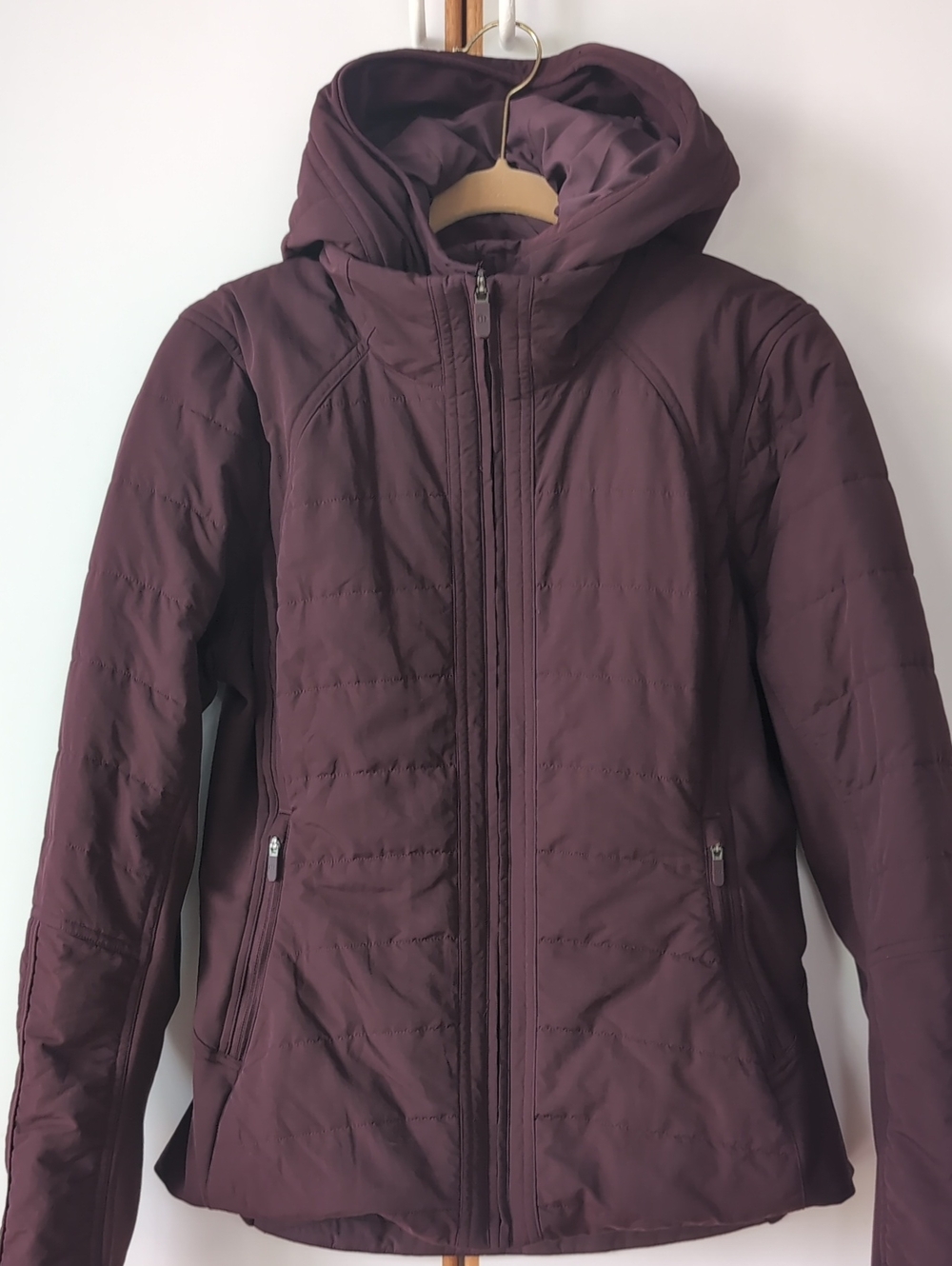 Lululemon Another Mile Jacket 8 Quilted Insulated Cassis - Picture 10 of 16